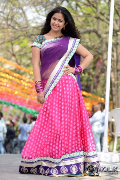 Avika-Gor-at-Lakshmi-Raave-Maa-Intiki-Movie-Opening